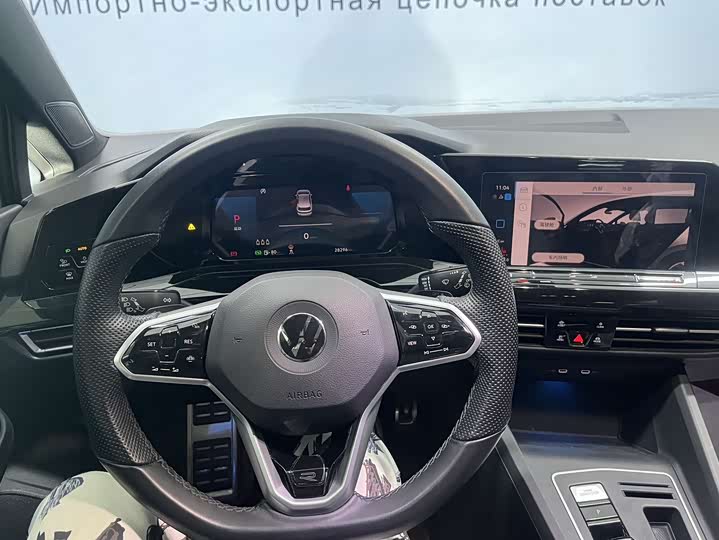 Фото 7 - Volkswagen Golf