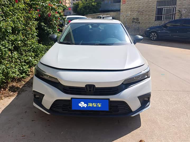 Фото 2 - Honda Civic