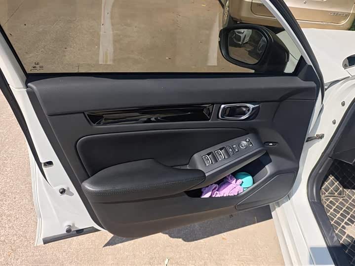 Фото 7 - Honda Civic