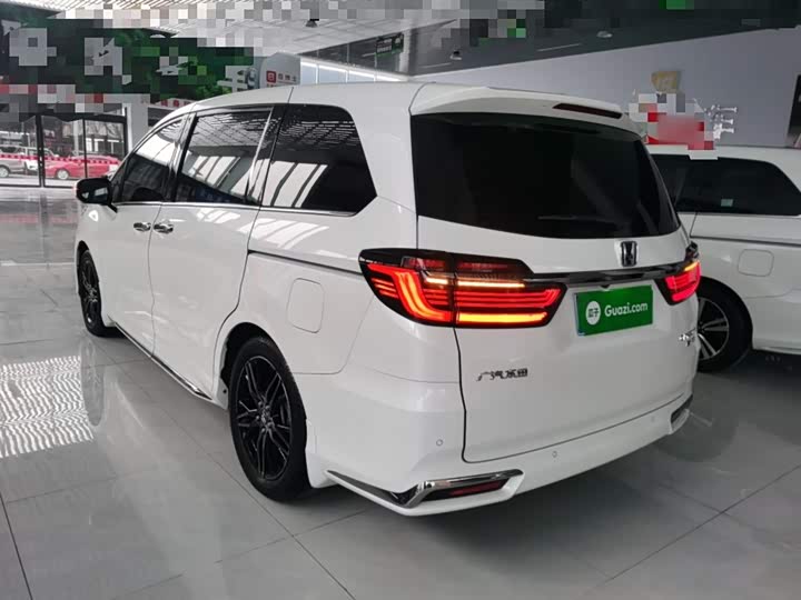 Фото 5 - Honda Odyssey