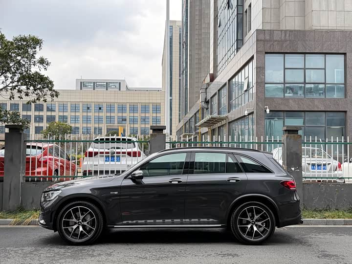 Фото 3 - Mercedes-Benz GLC-Class AMG