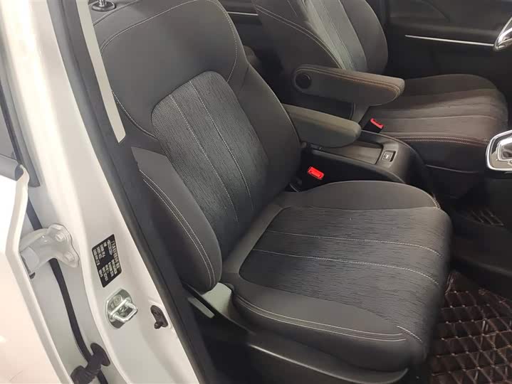 Фото 8 - GAC Trumpchi M6