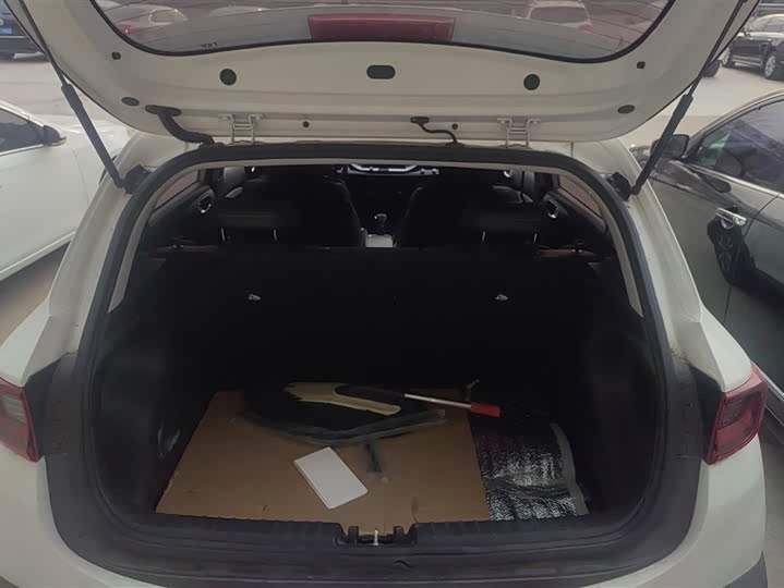 Фото 4 - Kia KX1