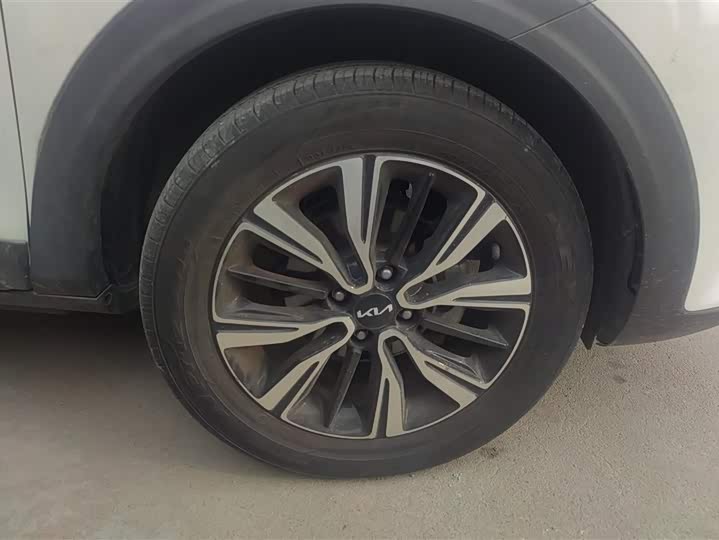 Фото 6 - Kia KX1