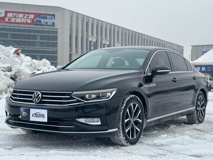 Фото 1 - Volkswagen Magotan