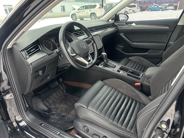 Фото 4 - Volkswagen Magotan