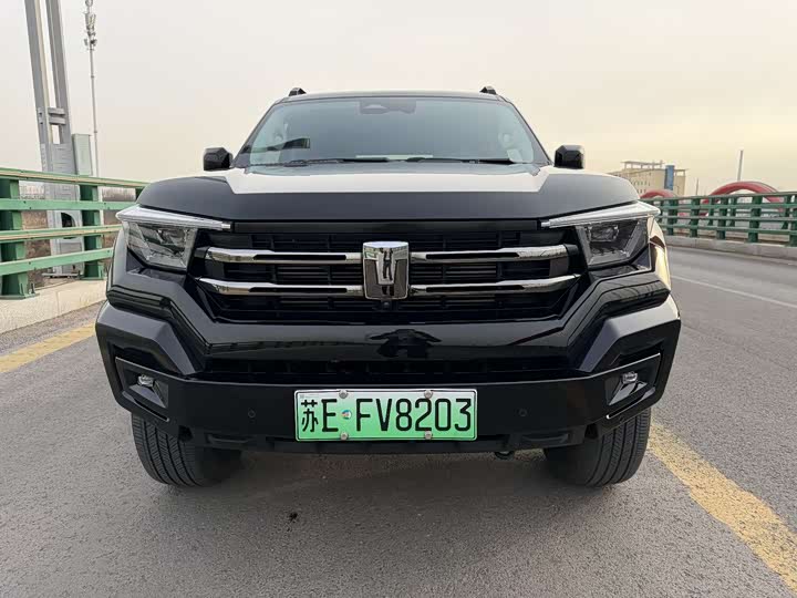 Фото 2 - Tank 400 Hybrid