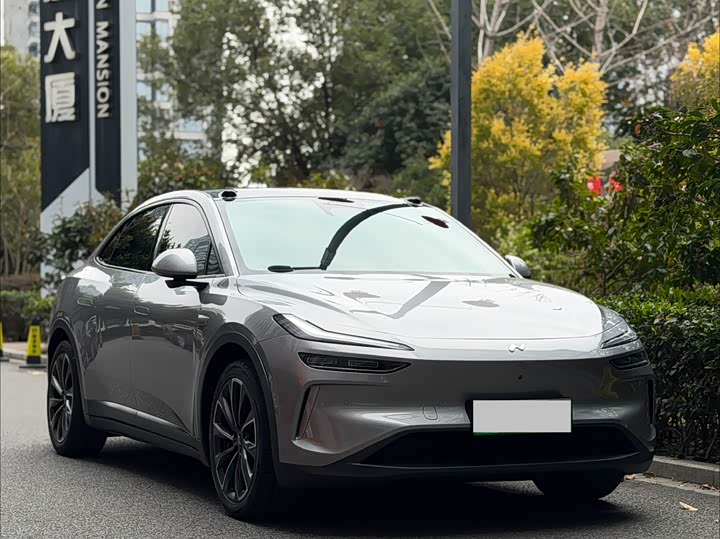 Фото 2 - Nio Onvo L60