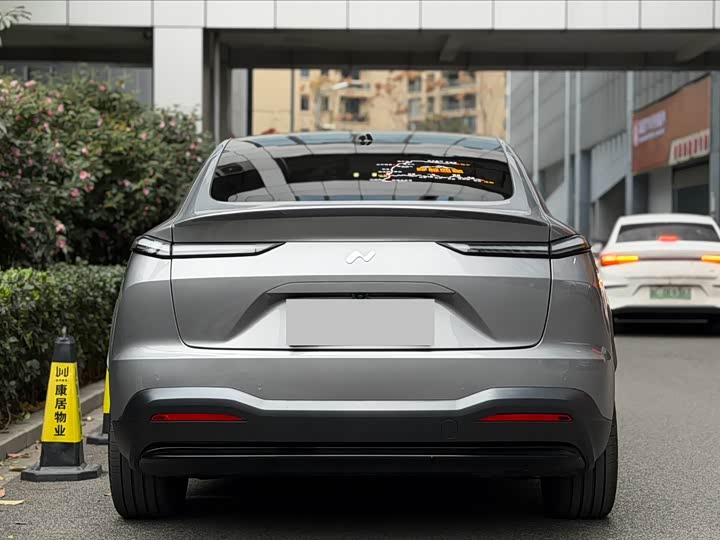 Фото 4 - Nio Onvo L60