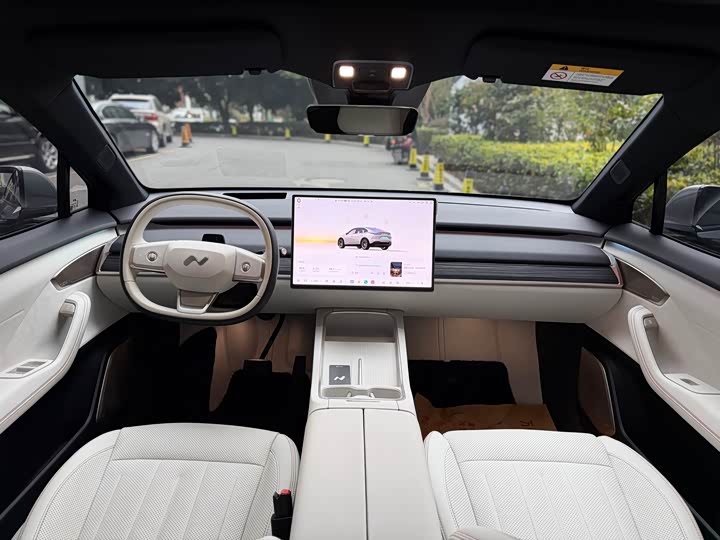 Фото 9 - Nio Onvo L60