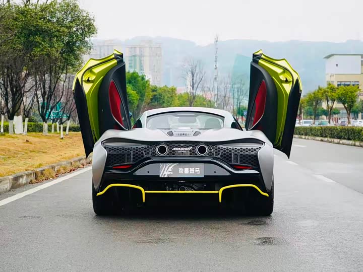 Фото 7 - McLaren Artura