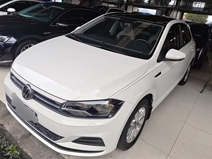 Фото 1 - Volkswagen Polo