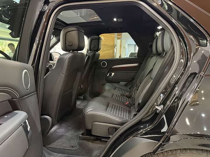 Фото 7 - Land Rover Discovery