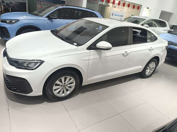 Фото 3 - Volkswagen Lavida