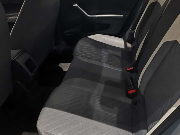 Фото 5 - Volkswagen Lavida