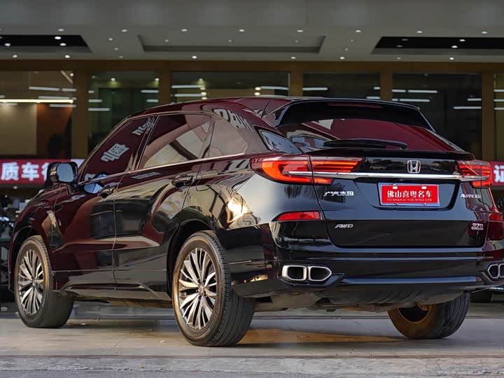 Фото 2 - Honda Avancier