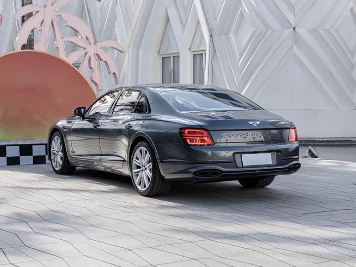 Фото 6 - Bentley Flying Spur