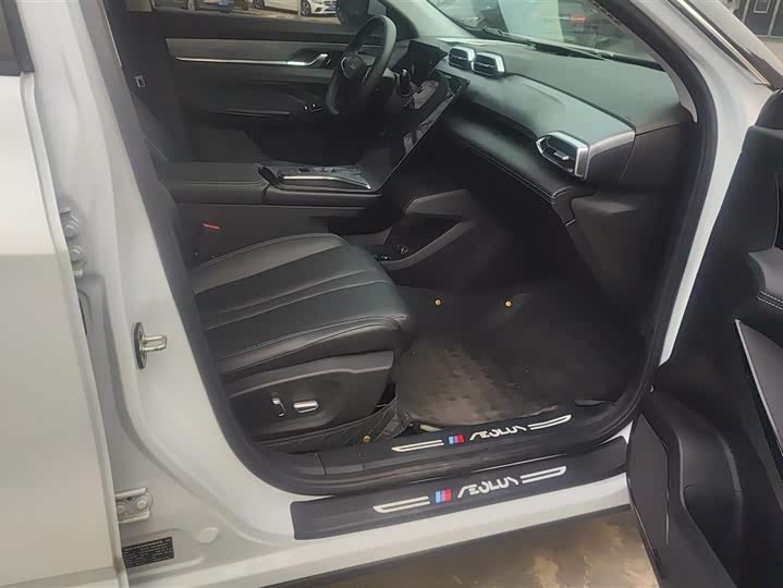 Фото 8 - Dongfeng Aeolus Haohan