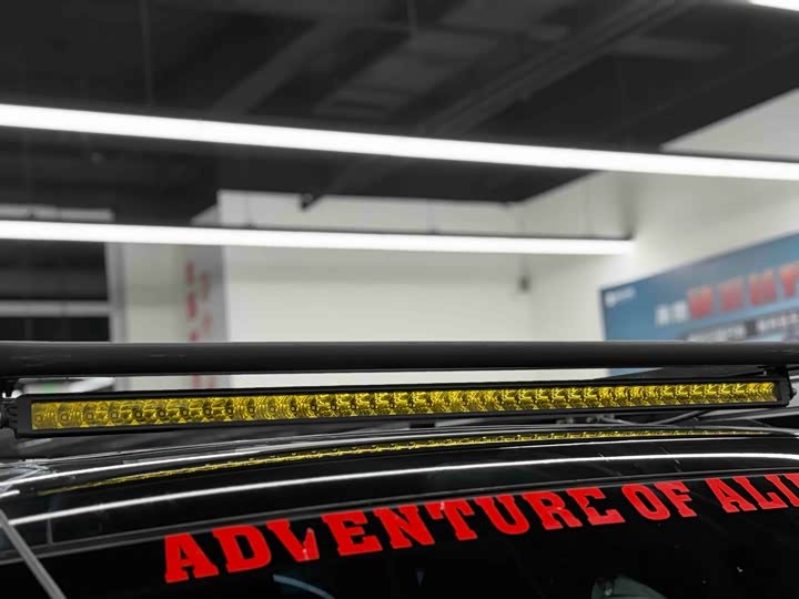 Фото 4 - Tank 300