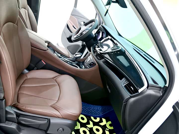 Фото 6 - Buick Envision Plus