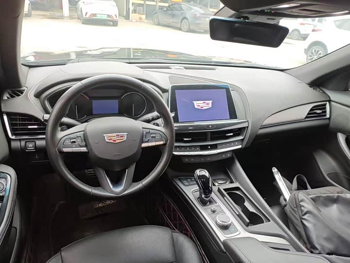 Фото 6 - Cadillac CT5