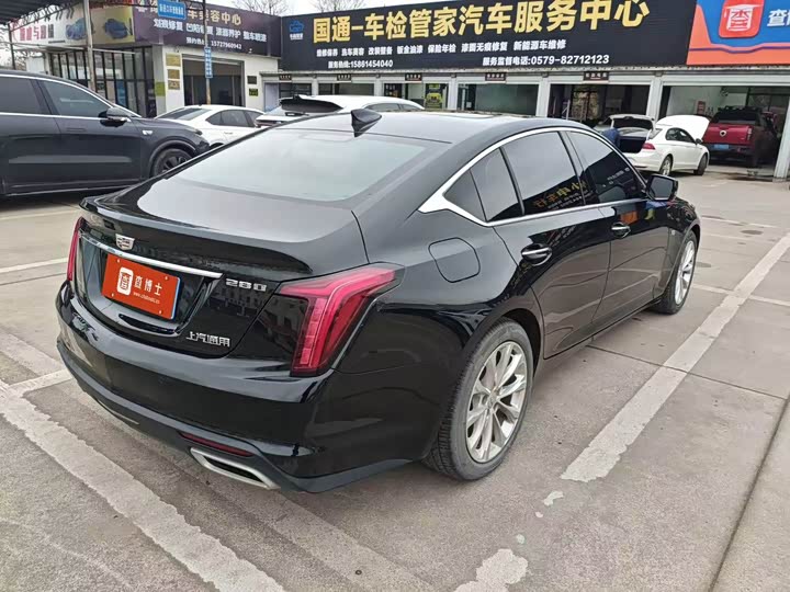 Фото 8 - Cadillac CT5