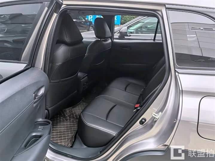 Фото 2 - Toyota Corolla Cross