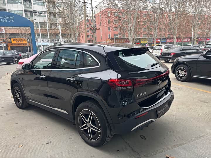 Фото 4 - Mercedes-Benz EQA