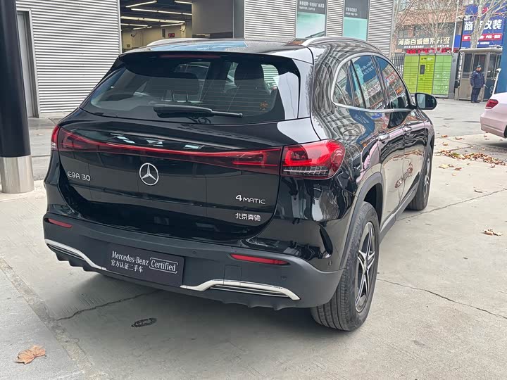 Фото 6 - Mercedes-Benz EQA