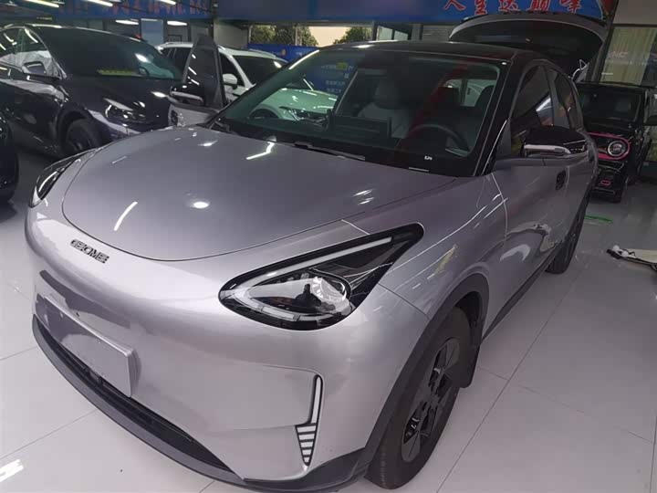 Фото 2 - Geely Galaxy Geome