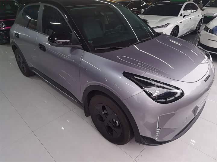 Фото 4 - Geely Galaxy Geome