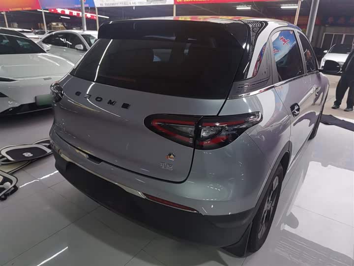 Фото 7 - Geely Galaxy Geome