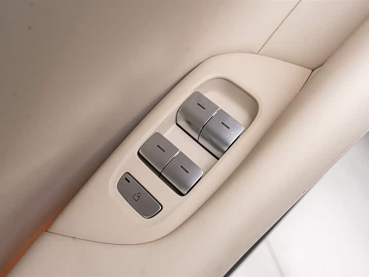 Фото 6 - Xiaomi YU7