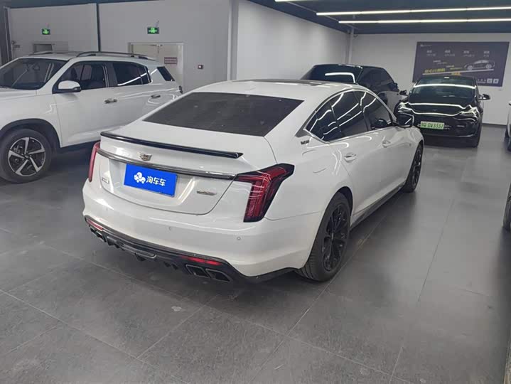Фото 3 - Cadillac CT5