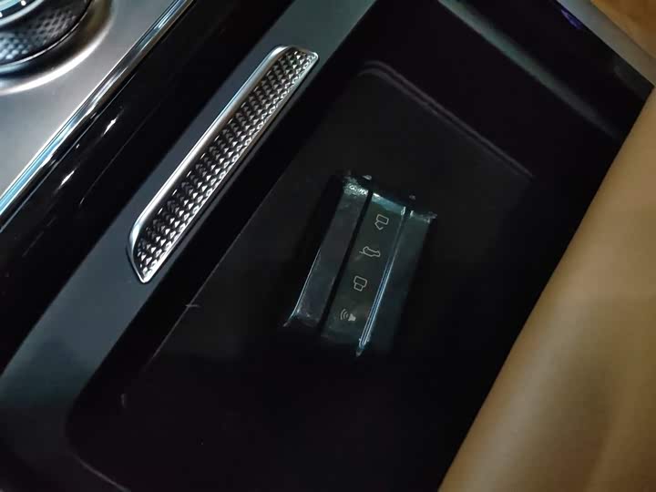 Фото 9 - Tank 500 Hybrid