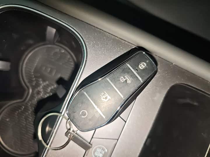 Фото 9 - BYD Yuan Plus