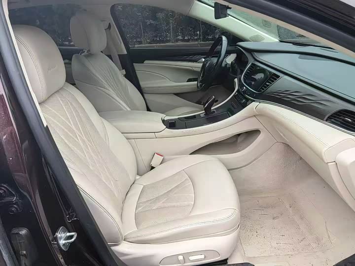 Фото 7 - Buick LaCrosse