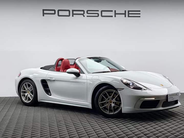 Фото 3 - Porsche 718