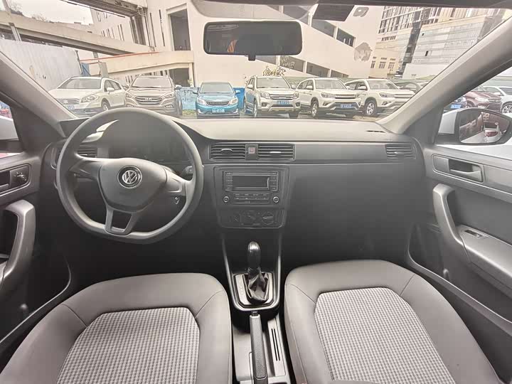 Фото 6 - Volkswagen Santana