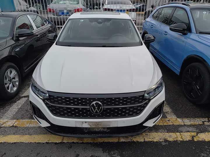 Фото 3 - Volkswagen Lavida