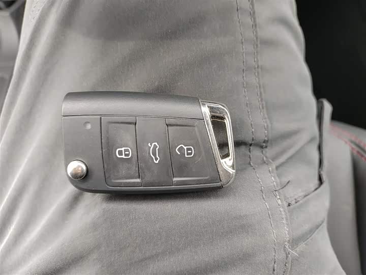 Фото 9 - Volkswagen Lavida