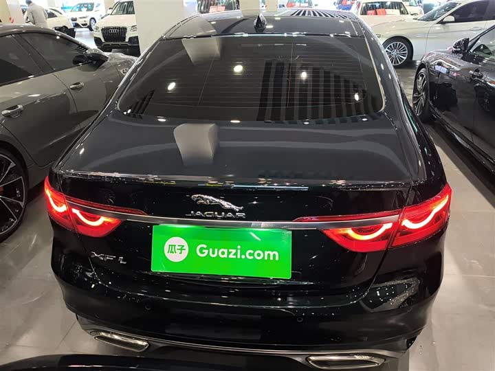 Фото 5 - Jaguar XF L