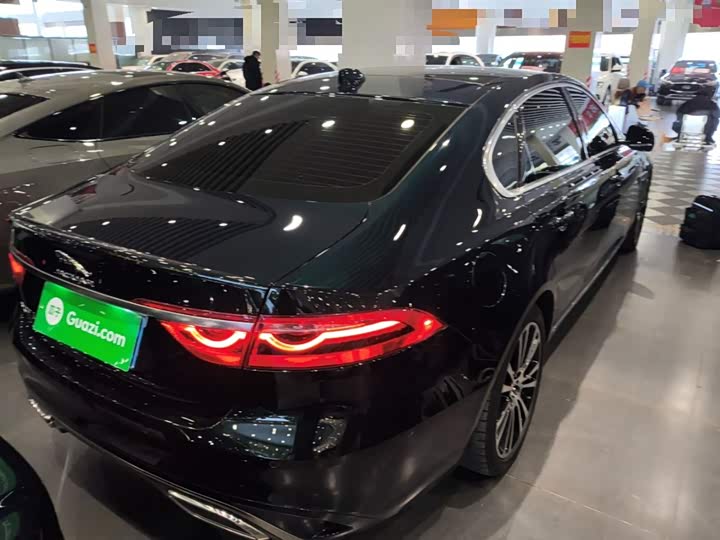 Фото 6 - Jaguar XF L