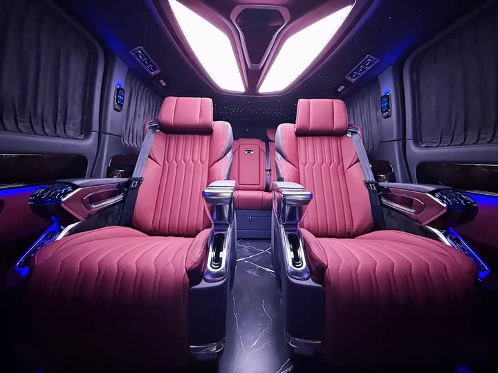 Фото 2 - Mercedes-Benz Vito