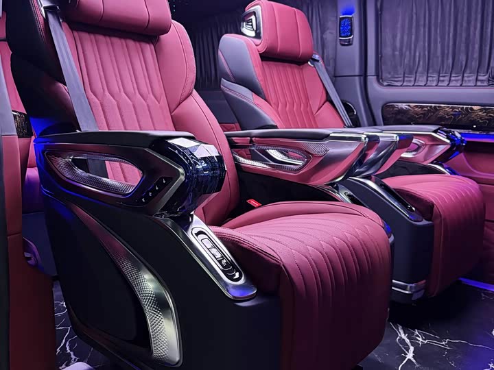 Фото 4 - Mercedes-Benz Vito