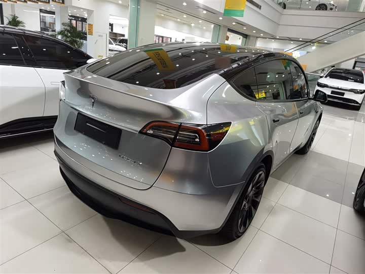 Фото 7 - Tesla Model Y