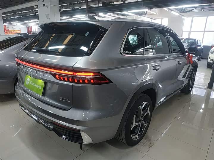 Фото 6 - Geely Monjaro