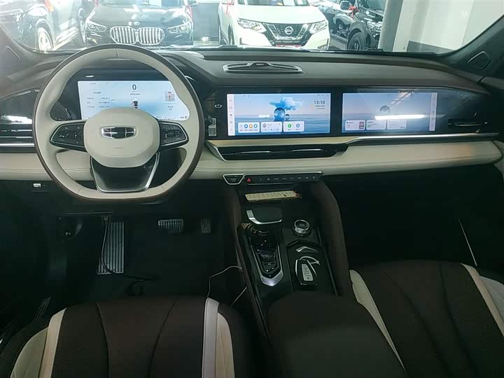 Фото 9 - Geely Monjaro