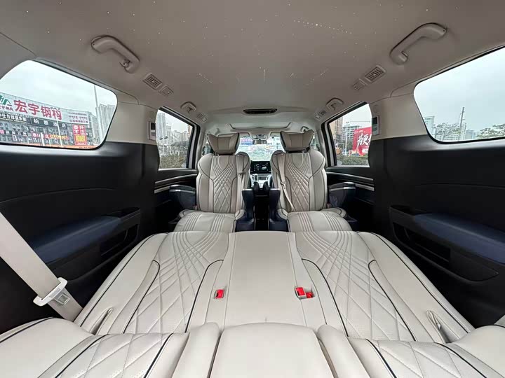 Фото 9 - GAC Trumpchi M8