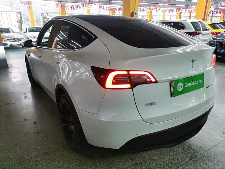 Фото 5 - Tesla Model Y